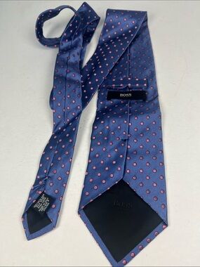 BOSS Navy Tie with Pink Polka Dot Pattern